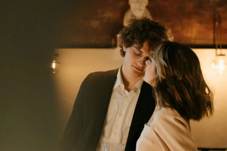 body language flirting
