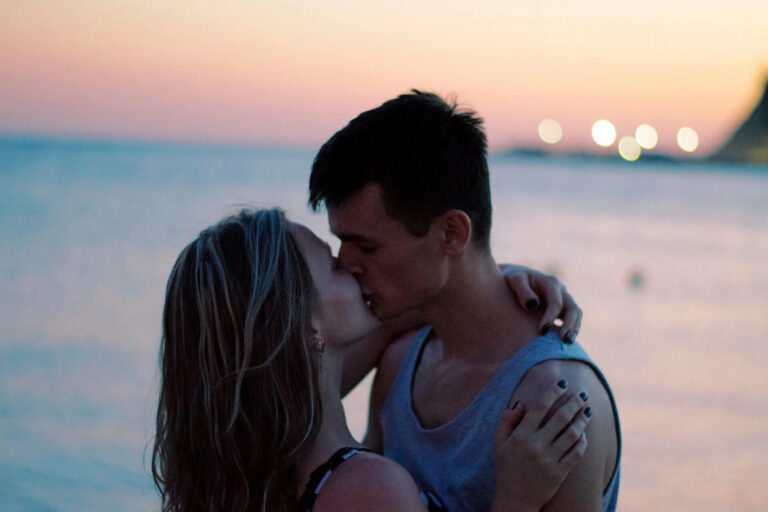 how to kiss a guy
