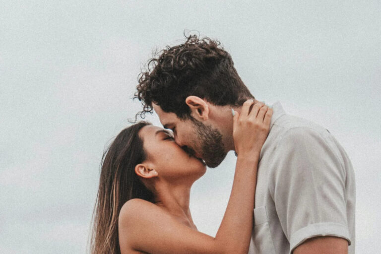 Relationship Lessons Every Woman Should Learn Early