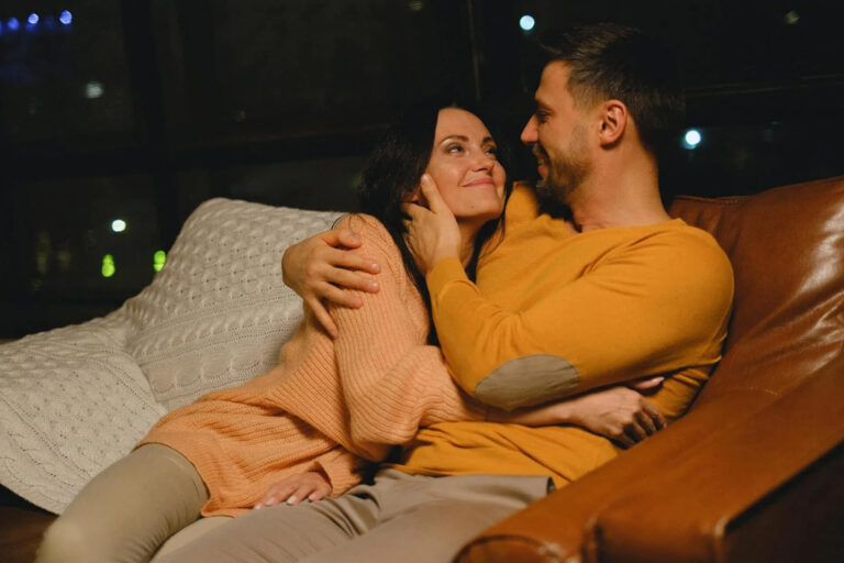 Things Happily Married Women Do Differently