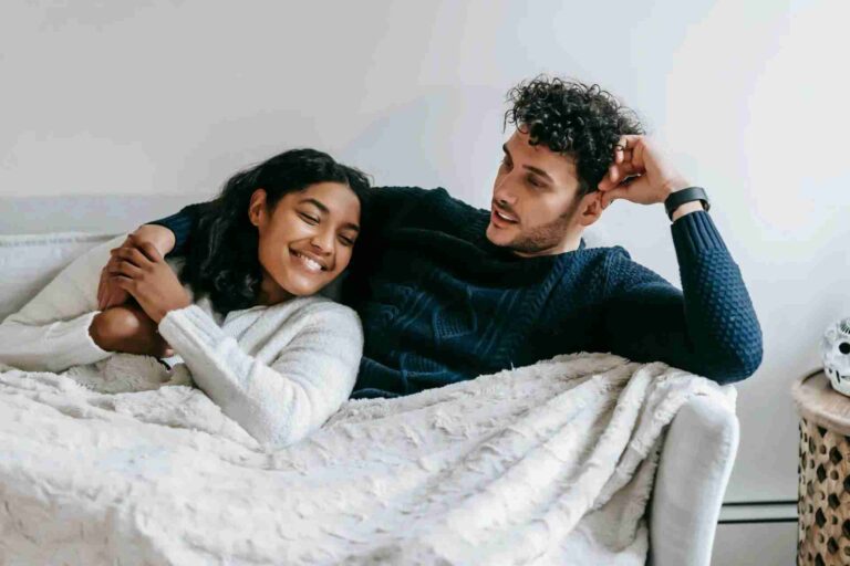 themed date night ideas at home