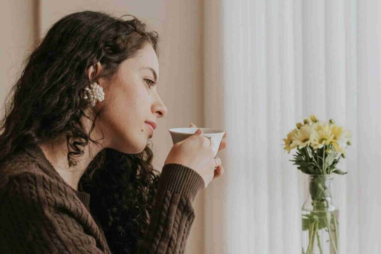 how to be more feminine