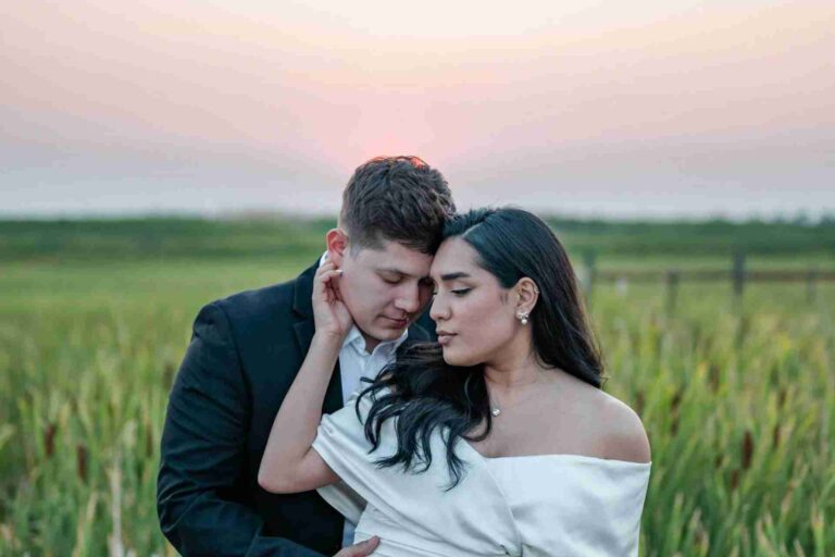 How to Be the Woman He Can’t Stop Thinking About